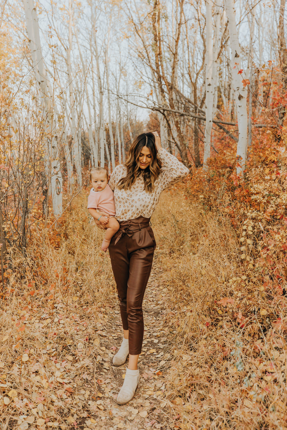 How to Style LEATHER PANTS  Fall 2021 Outfit Ideas 
